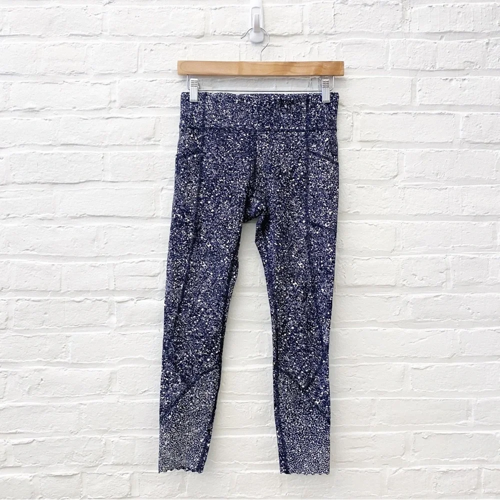 Lululemon || Tight Stuff Tight II Splatter White Black‎ Scalloped 6